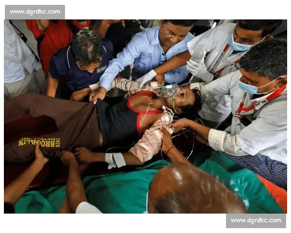 印度亿万富翁马球赛中吞蜂猝死 罕见过敏反应夺命