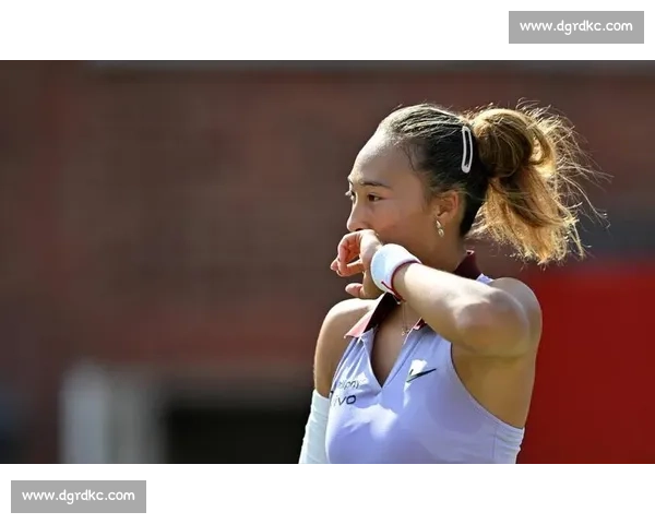 致命鞋患拖累！郑钦文因装备问题止步女王杯半决赛